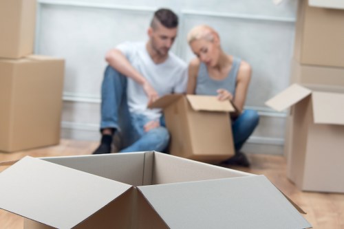 Free quote discussion for a man and van move in Tolworth