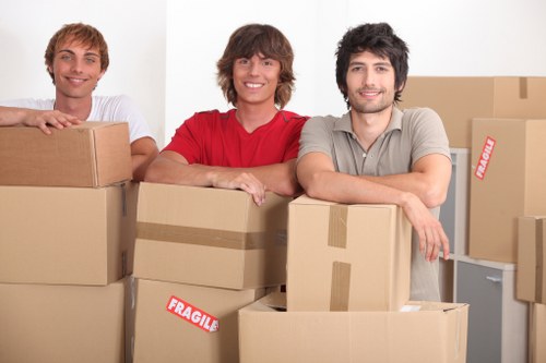 Local Tolworth street access relevant to commercial removals planning