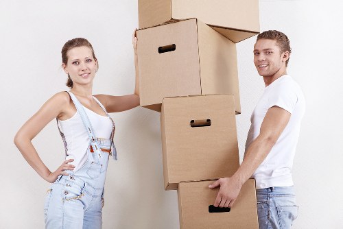 Packing and removal support for Tolworth house moves
